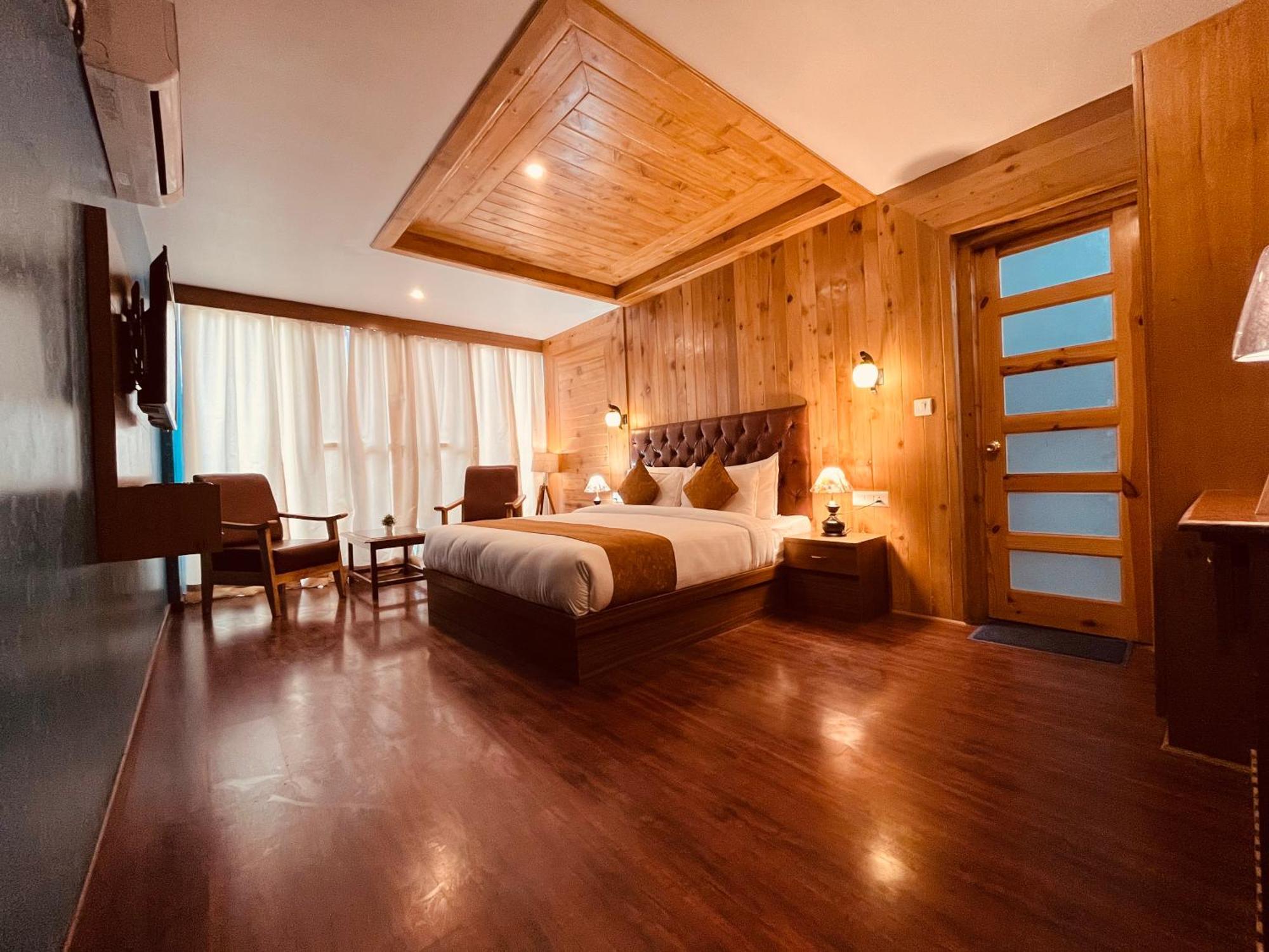 Tata Vista Resort Mall Road Manali - Centrally Heated & Air Cooled Екстериор снимка