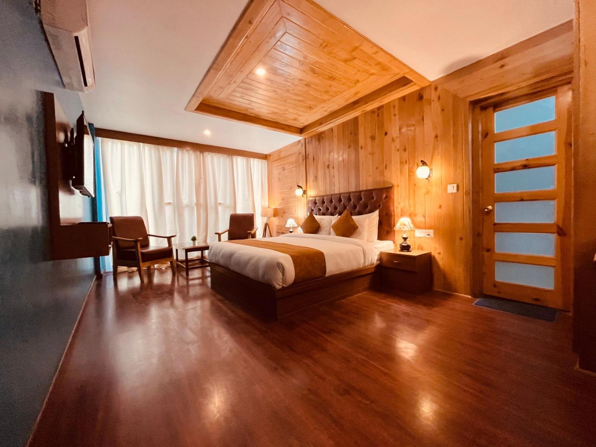 Tata Vista Resort Mall Road Manali - Centrally Heated & Air Cooled Екстериор снимка