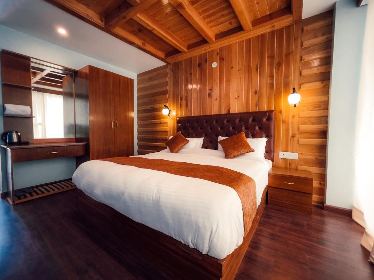 Tata Vista Resort Mall Road Manali - Centrally Heated & Air Cooled Екстериор снимка