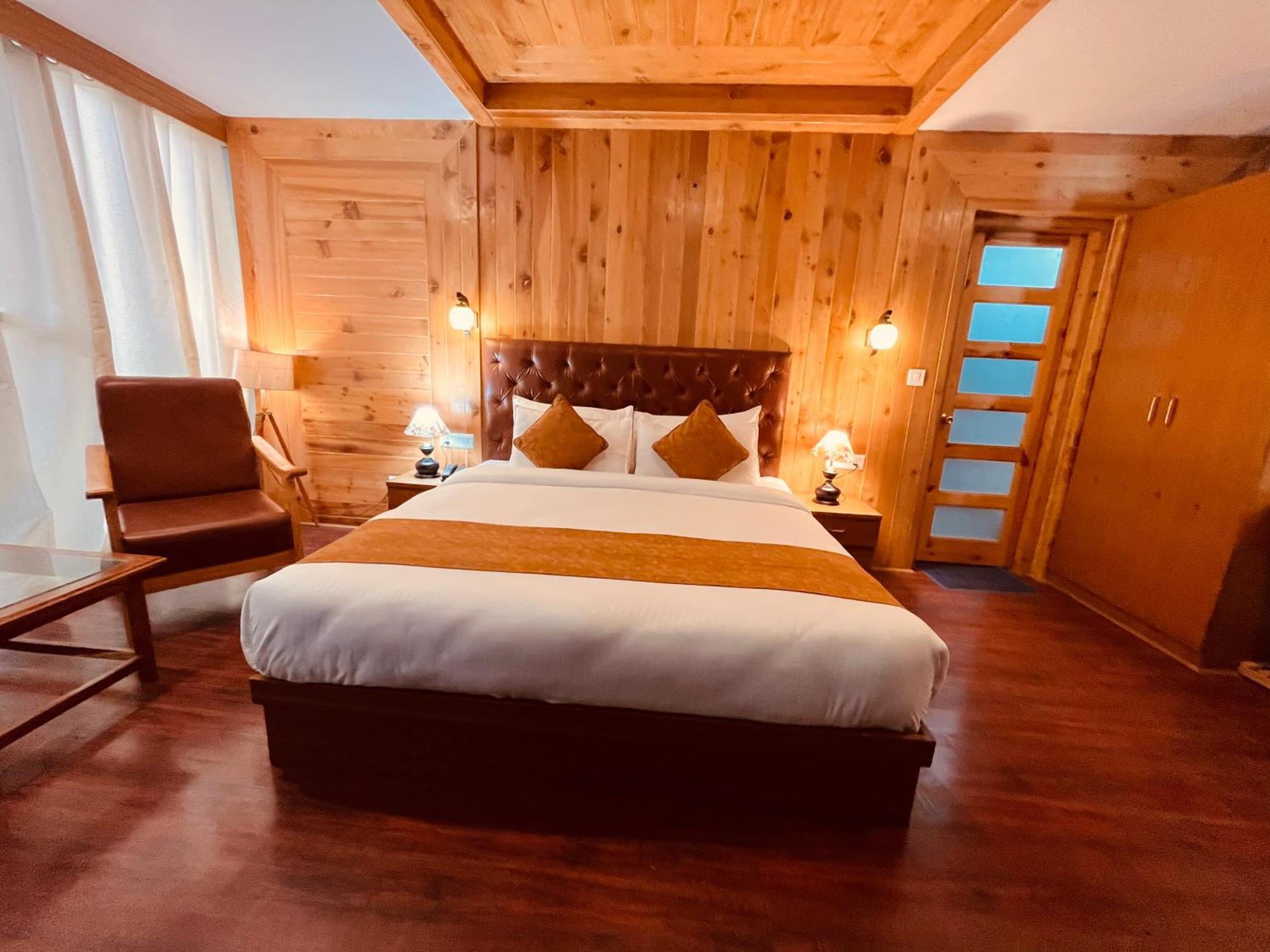 Tata Vista Resort Mall Road Manali - Centrally Heated & Air Cooled Екстериор снимка