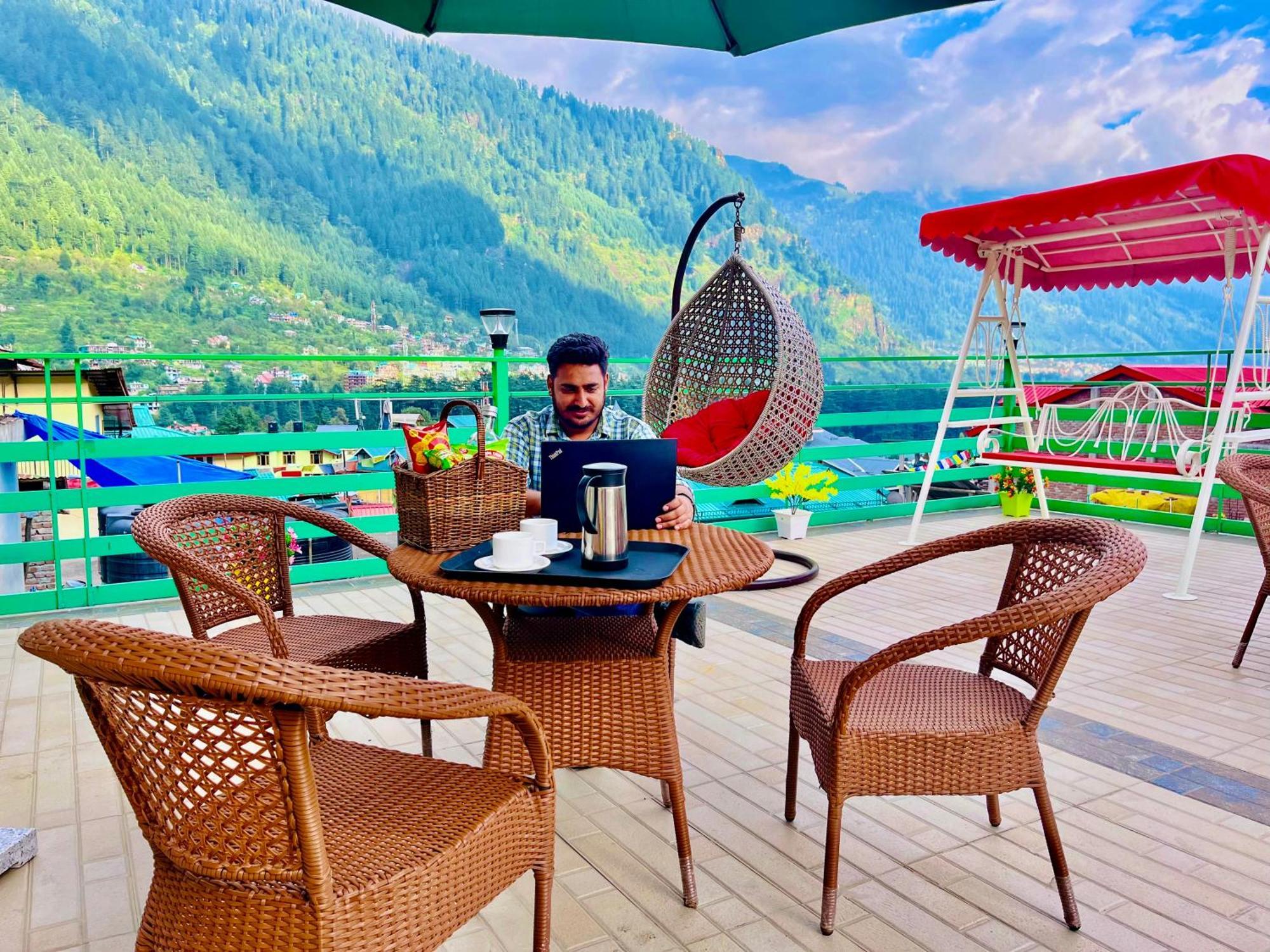 Tata Vista Resort Mall Road Manali - Centrally Heated & Air Cooled Екстериор снимка