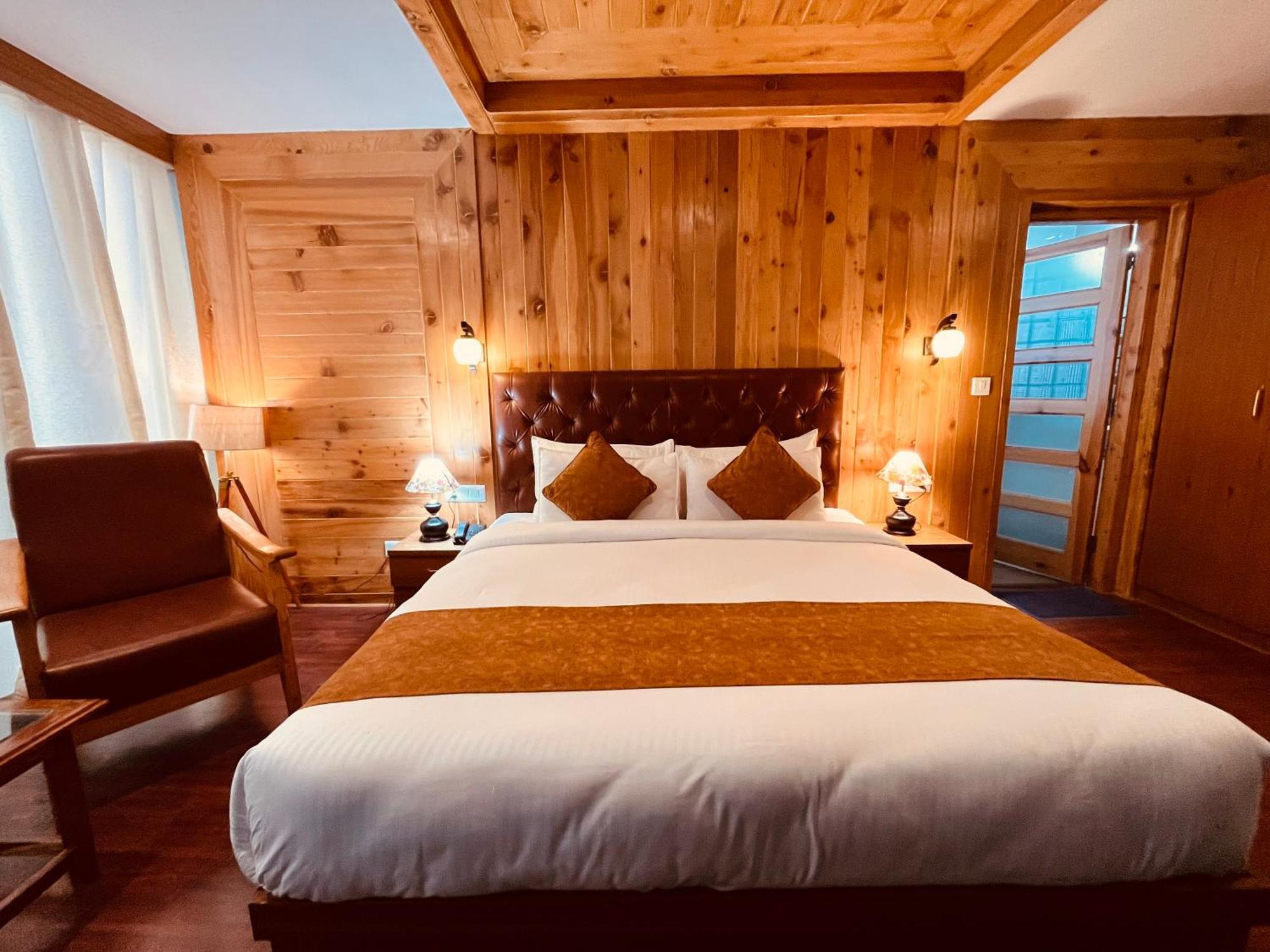 Tata Vista Resort Mall Road Manali - Centrally Heated & Air Cooled Екстериор снимка